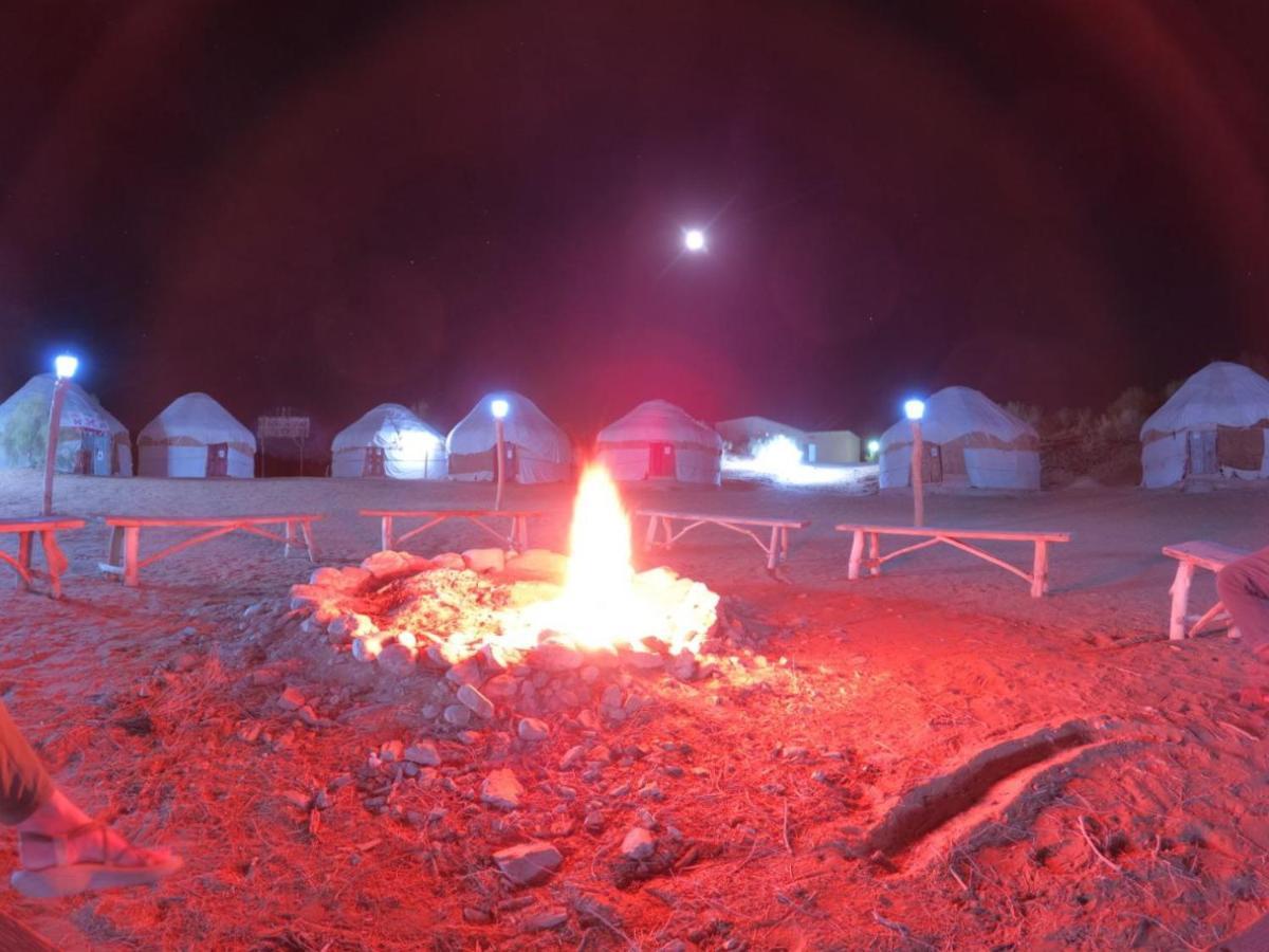 Kyzylkum Nights Camp & Family Yurt Hotel Nurota Exterior foto