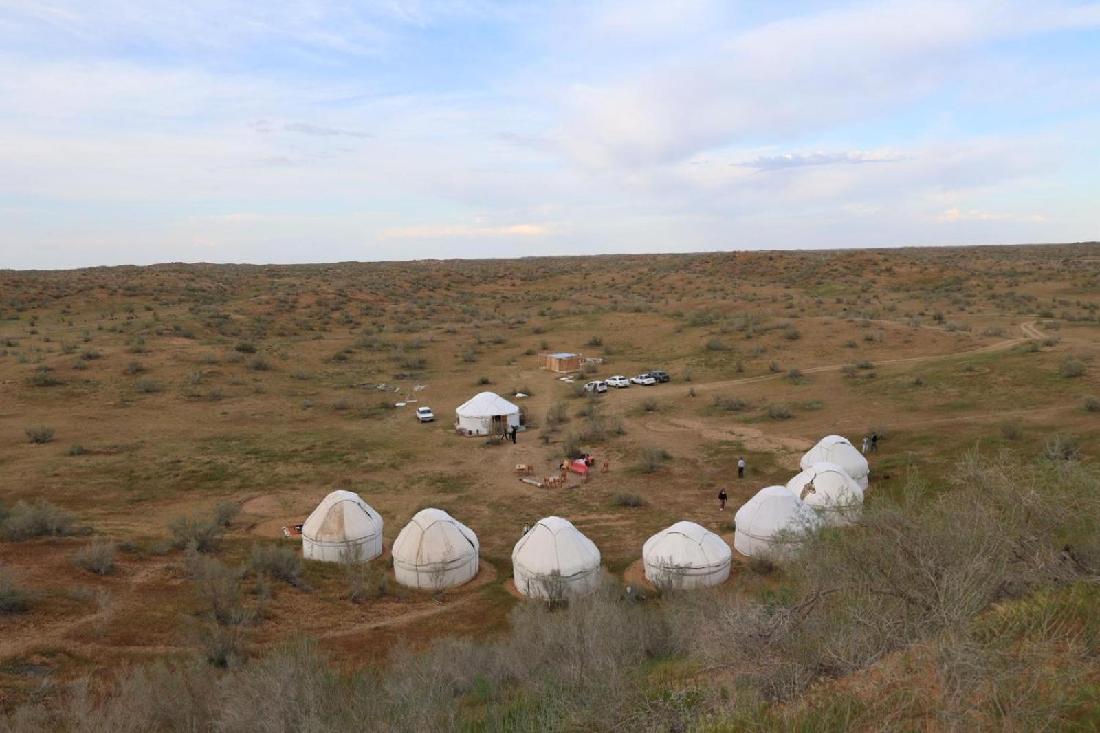 Kyzylkum Nights Camp & Family Yurt Hotel Nurota Exterior foto